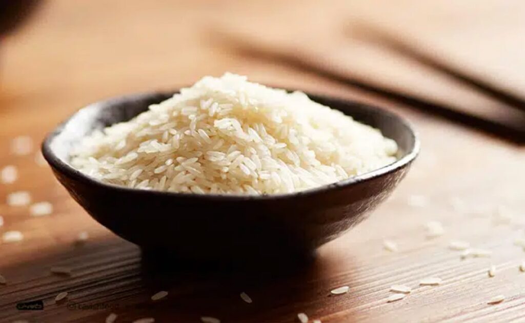 برنج لاشه و نیم دانه تفاوت های بسیاری دارند.